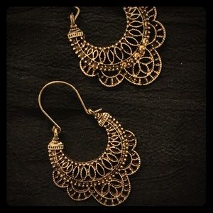 🌟Gold filigree hoop earrings 🌟